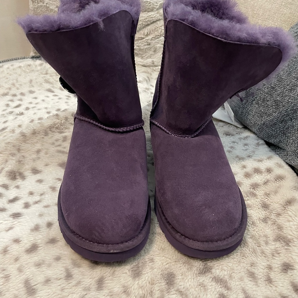 Purple Women's Ugg Australia Boots - Picture 2 of 5